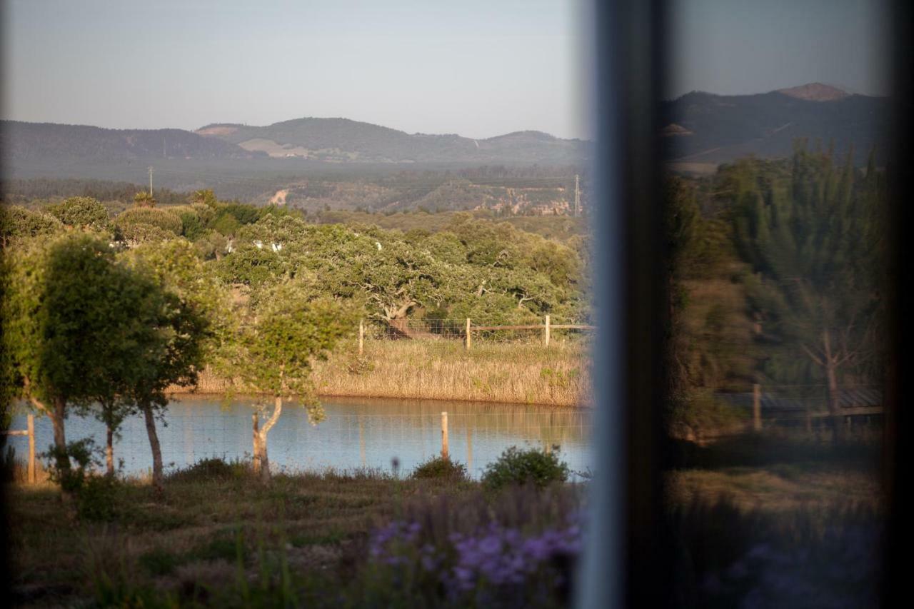 Отель Monte Do Zambujeiro Вила-Нова-де-Мильфонт Экстерьер фото